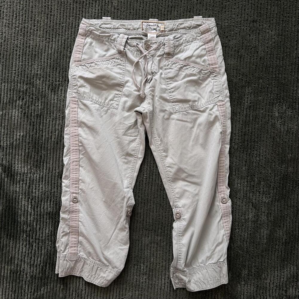 Aventura Y2K Tan Cargo Capri Pants Button Detail Adjustable Waist - Size 6